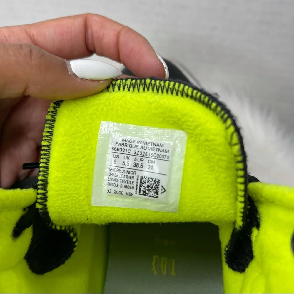 Converse Mid Top Neon Green Fleece Liner